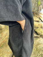 Vantura changing poncho towel side access opening close-up